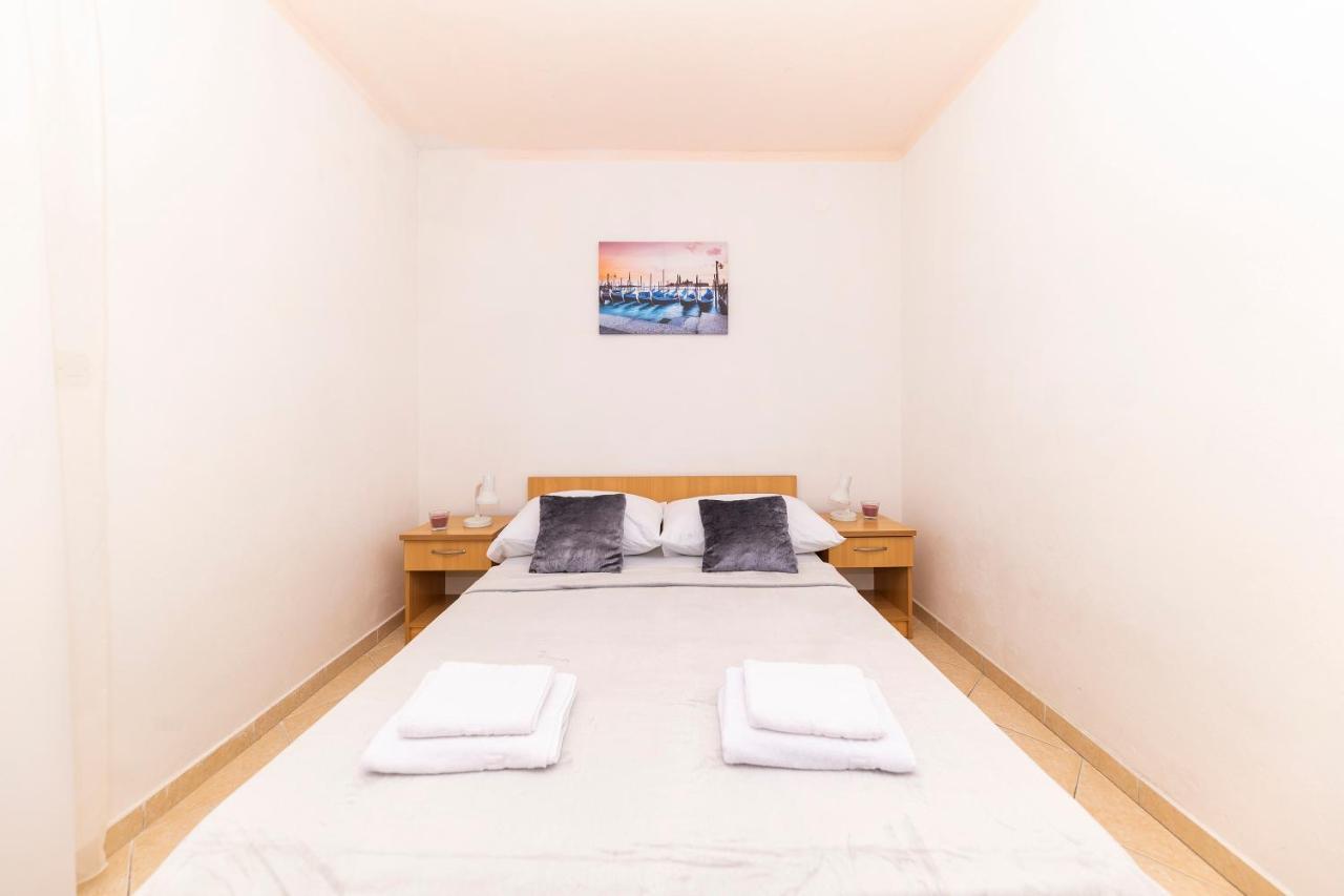 Apartments Seaside Bibinje Eksteriør billede